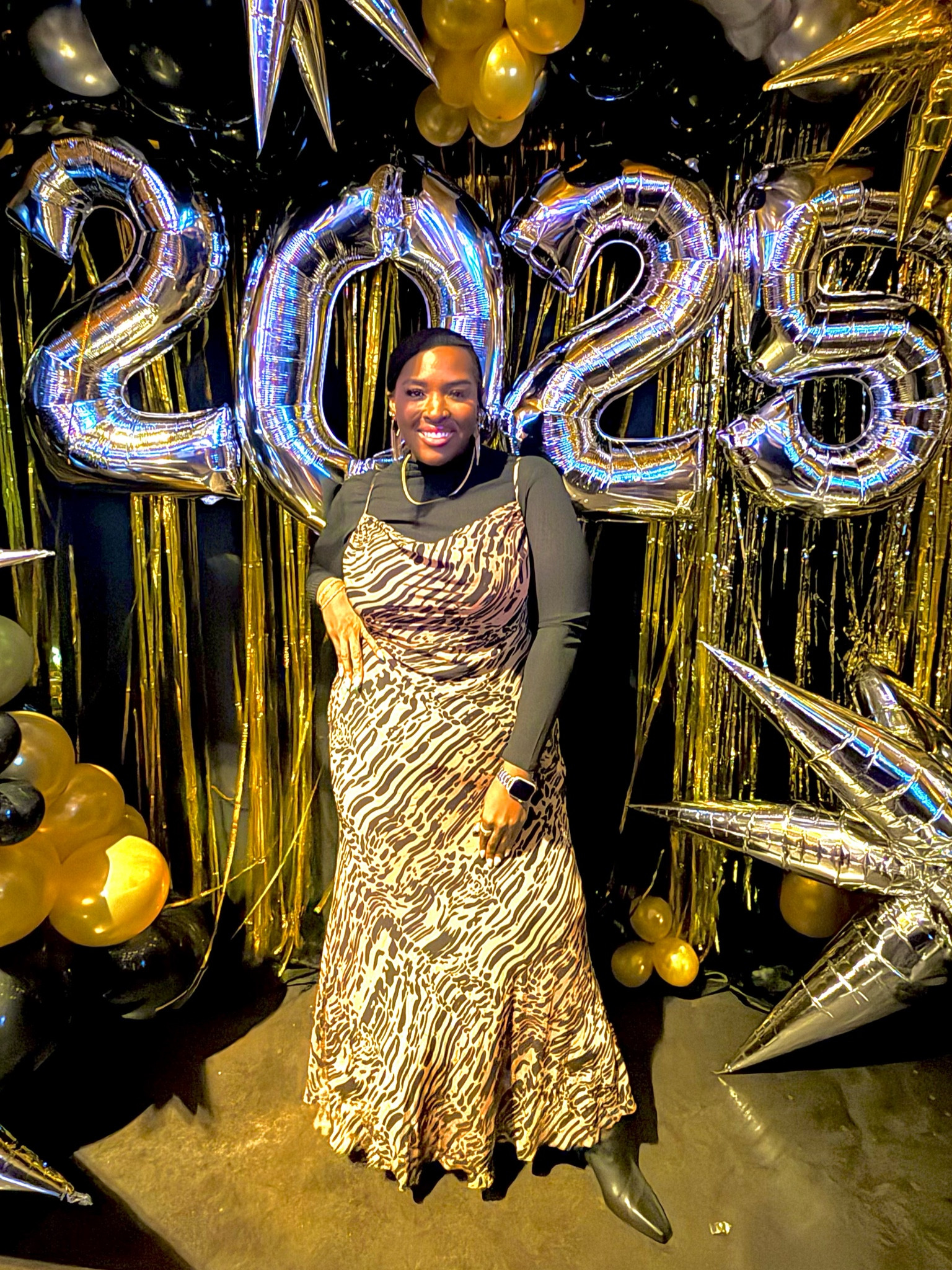 Rang in the new year in this beautiful and comfortable chiffon Good American dress! It’s true to size and I love that it was floor length as I’m 5’9. 

#LTKStyleTip #LTKPlusSize