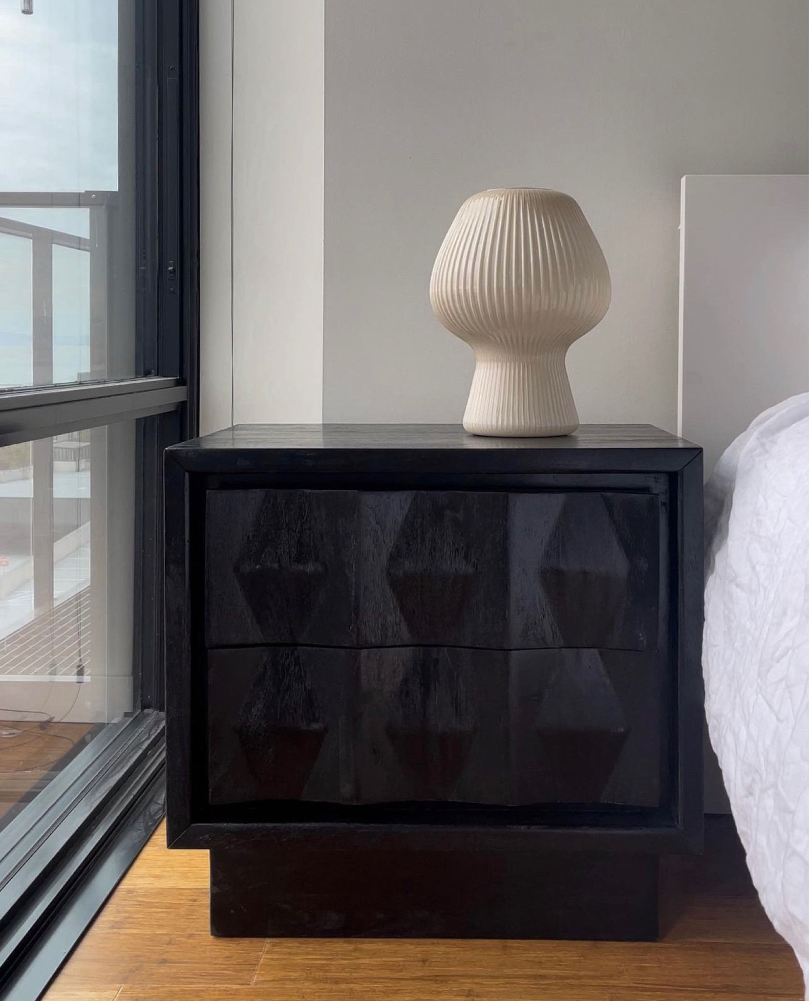 Bedside table and table lamp ✨

#LTKhome