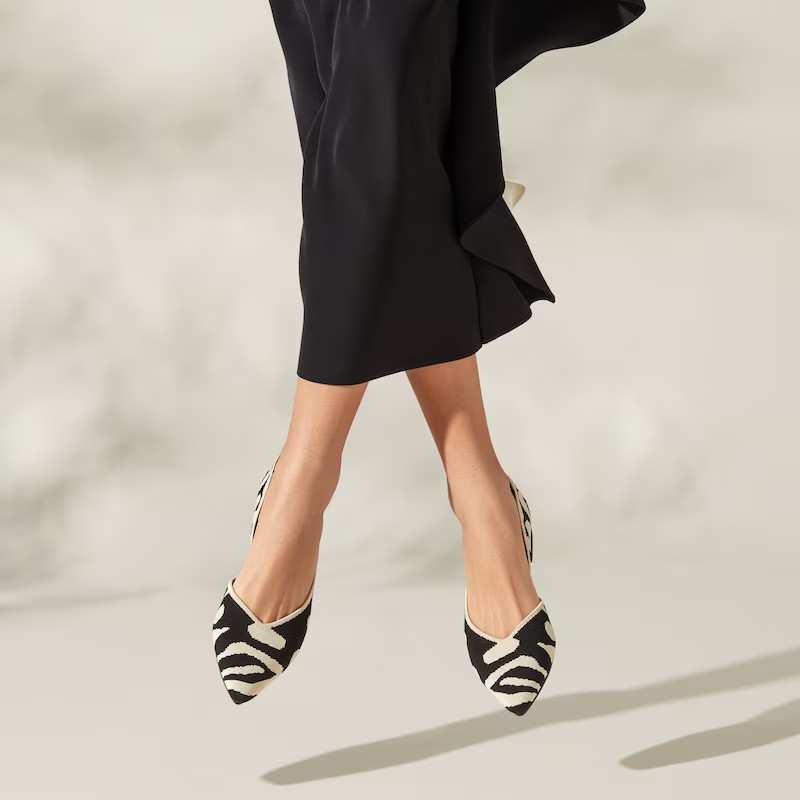 Pointed-Toe Flats (Melia) | VIVAIA