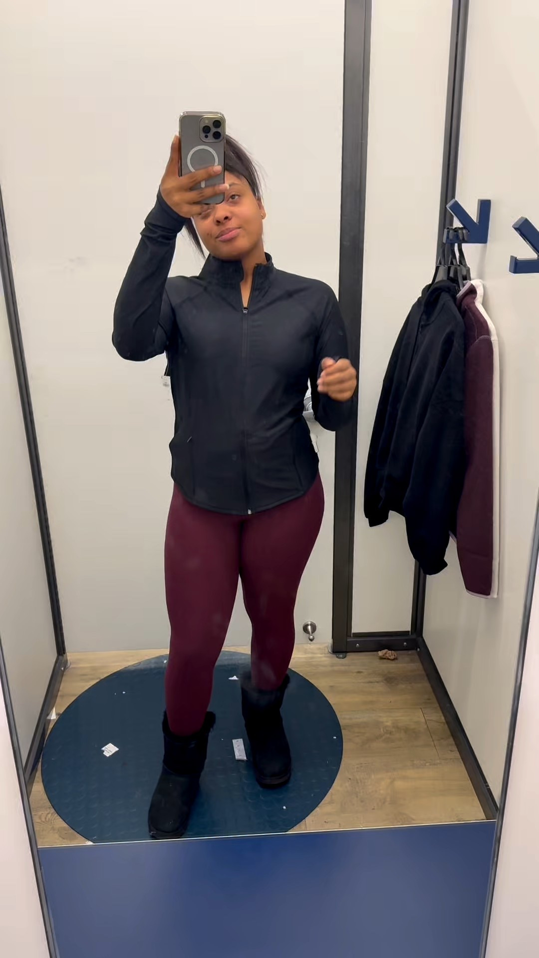 Honestly so comfy 🤍 This Old Navy PowerSoft full zip is soft, stretchy, and perfect for everyday wear. Easy to throw on for errands, gym days, or lounging — such a good staple.” 
Sz-medium 

#LTKBeauty #LTKActive #LTKFindsUnder50