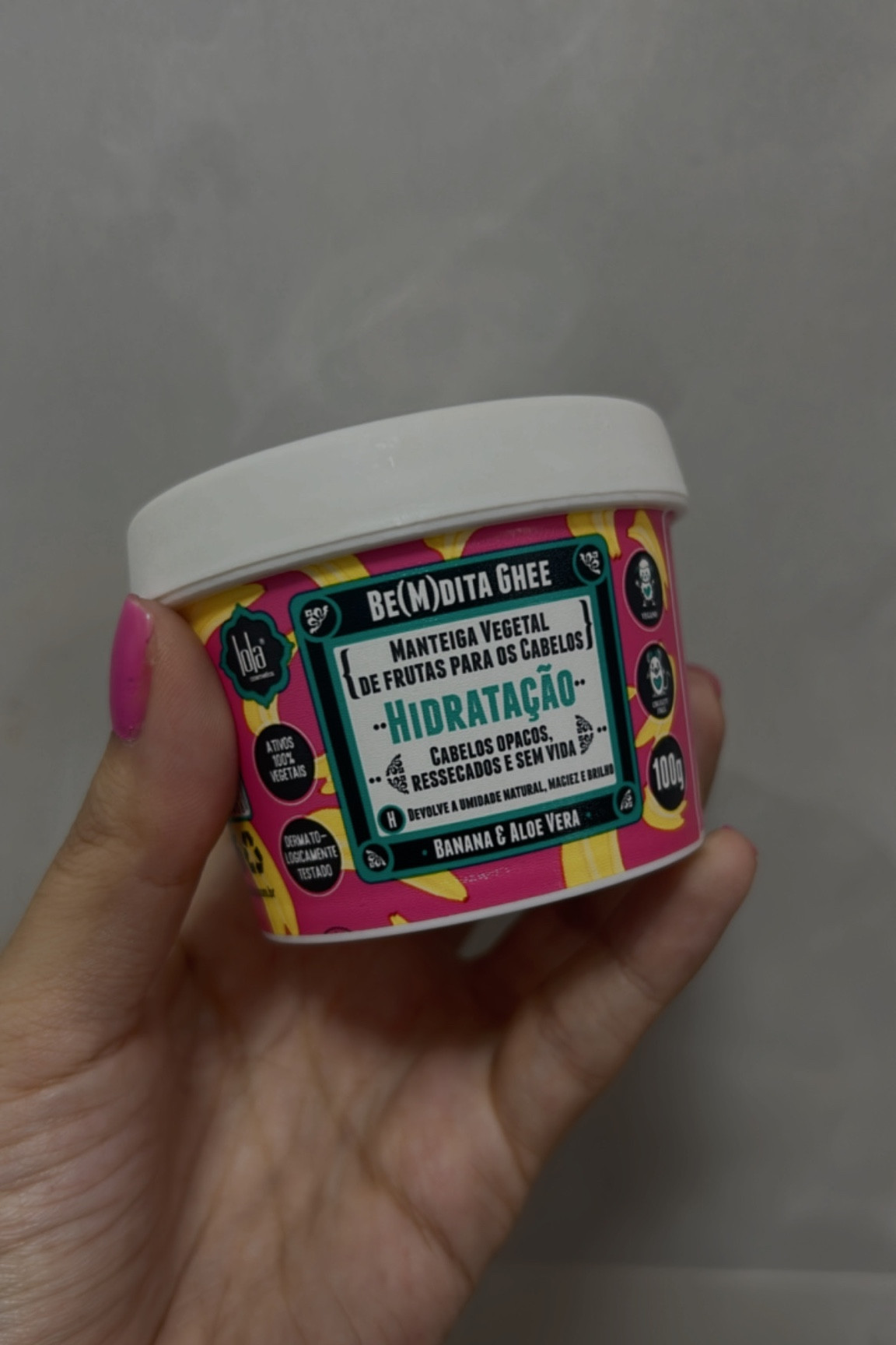 Essa máscara de hidratação é tudo de mais maravilhoso, cabelo fica macio, brilhoso. Usei ela hoje e estou encantadíssima, aqui deixei a opção pra vocês de compra também do kit completo de hidratação, nutrição e reconstrução para seu cronograma capital #cronogramacapilar #lolacosmetic #hidratacao 

#LTKbeauty