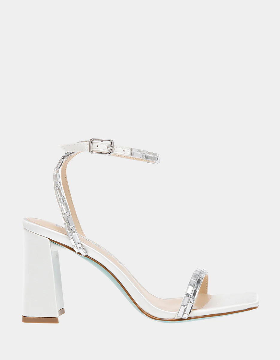SCOTT IVORY | Betsey Johnson
