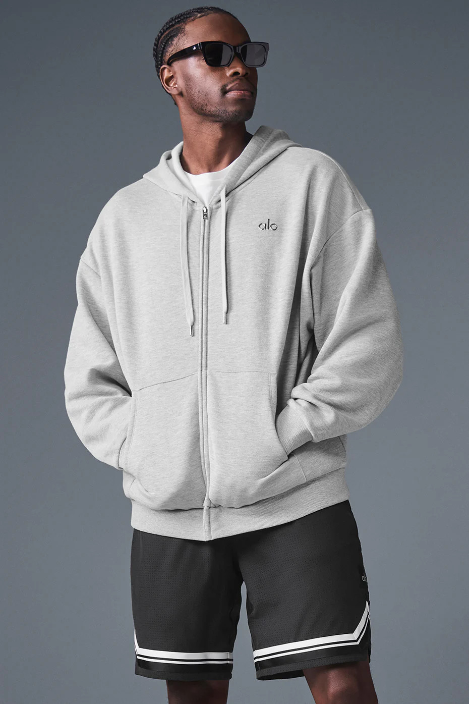 Alo YogaÂ® | Accolade Full Zip Hoodie in Athletic Heather Grey, Size: Small | Alo Yoga (US)