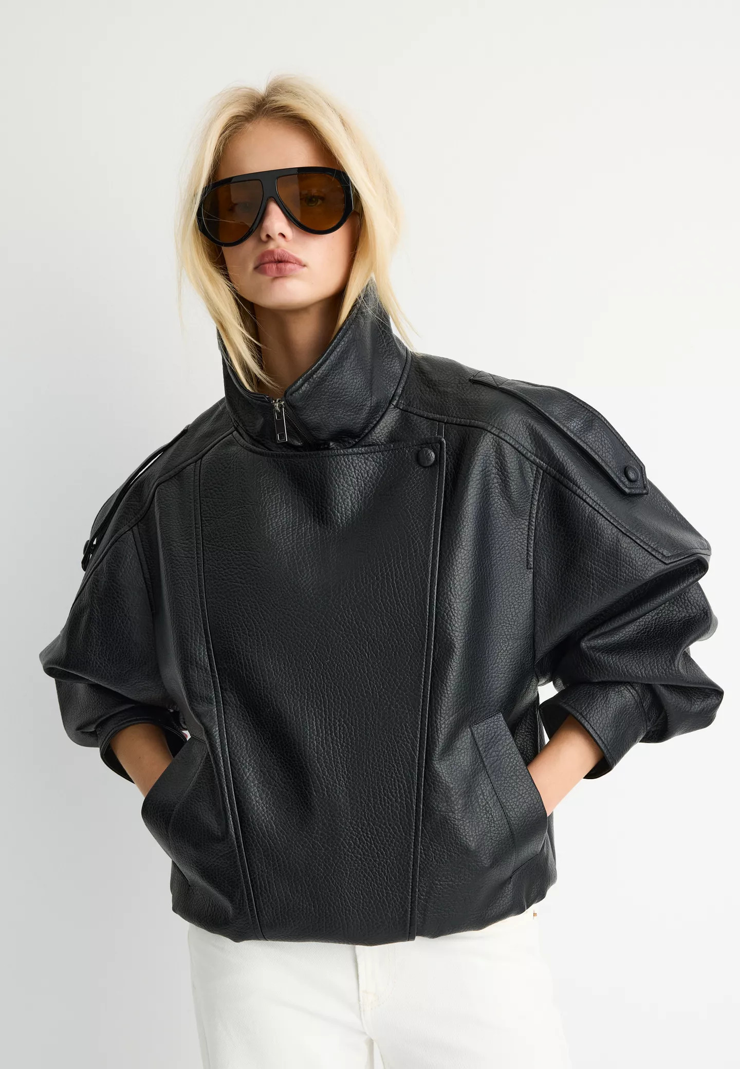 Oversize faux leather biker jacket - Women's Mocacos Nuevo | Stradivarius United Kingdom | Stradivarius (UK)