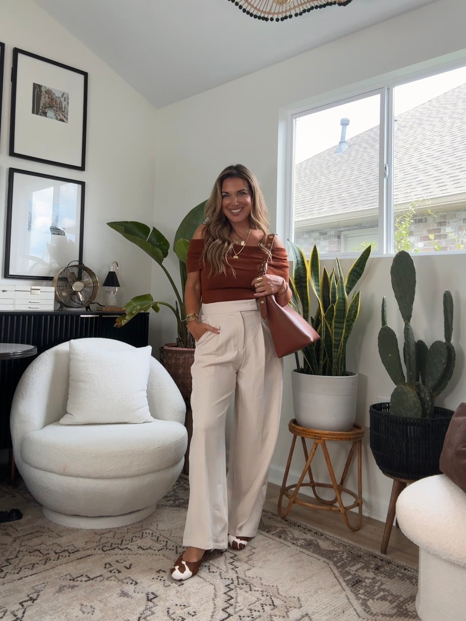 Affordable, closet staples for fall ~ 
styled multiple ways!!!! 
Loving these wrinkle free, trouser pants that have a stretchy waistband in the back!! They are perfect for work or date night. 
Wearing size small petite. 
And, these tops are great to dress up or down. Quality is 10/10 and so SOFT!! 
Fit true to size. Wearing size small. 




#LTKOver40 #LTKSeasonal #LTKPetite