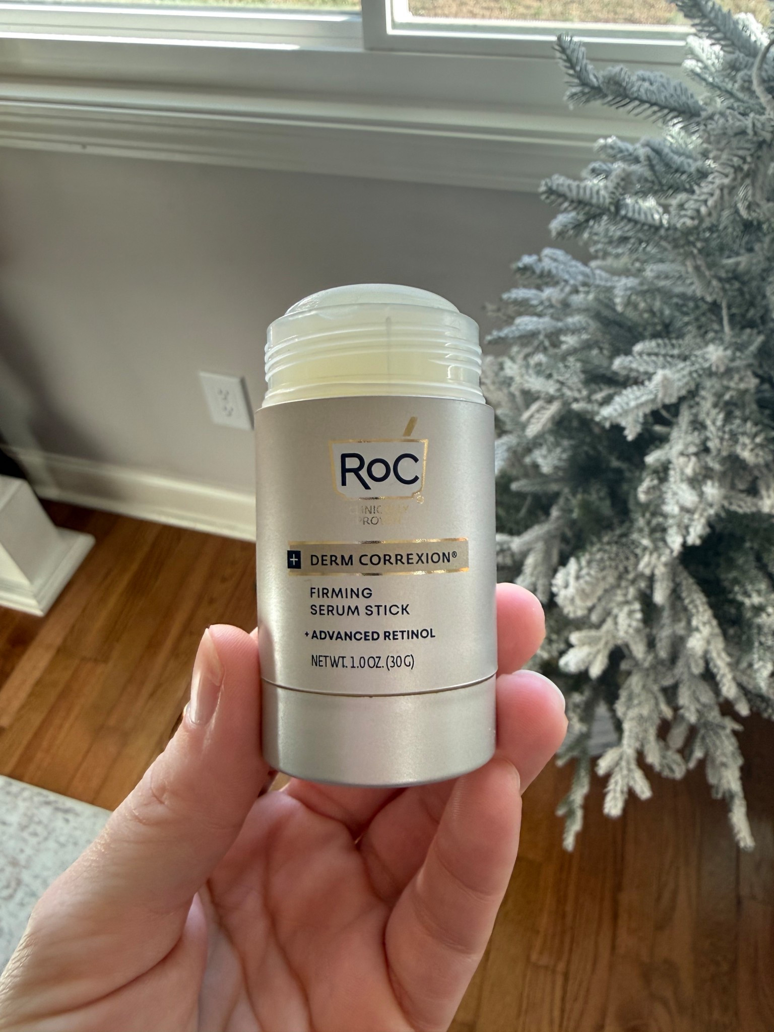 Such an easy and effective way to retinol your neck! 

#skincare #beauty #antiaging #roc

#LTKBeauty #LTKmomlife #LTKselfcare