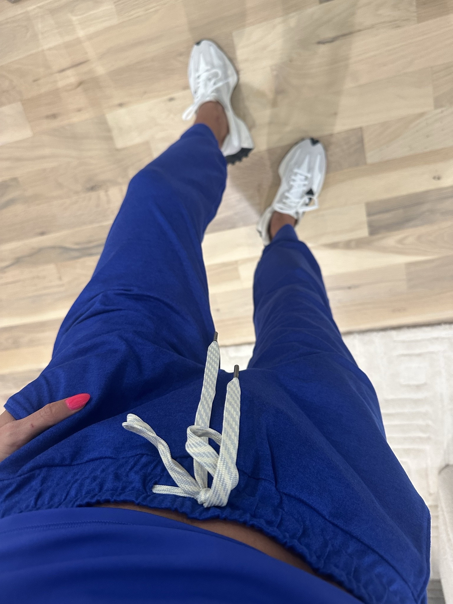 Joggers size xxs sneakers 

#LTKgrwm #LTKSaleAlert #LTKSpringSale