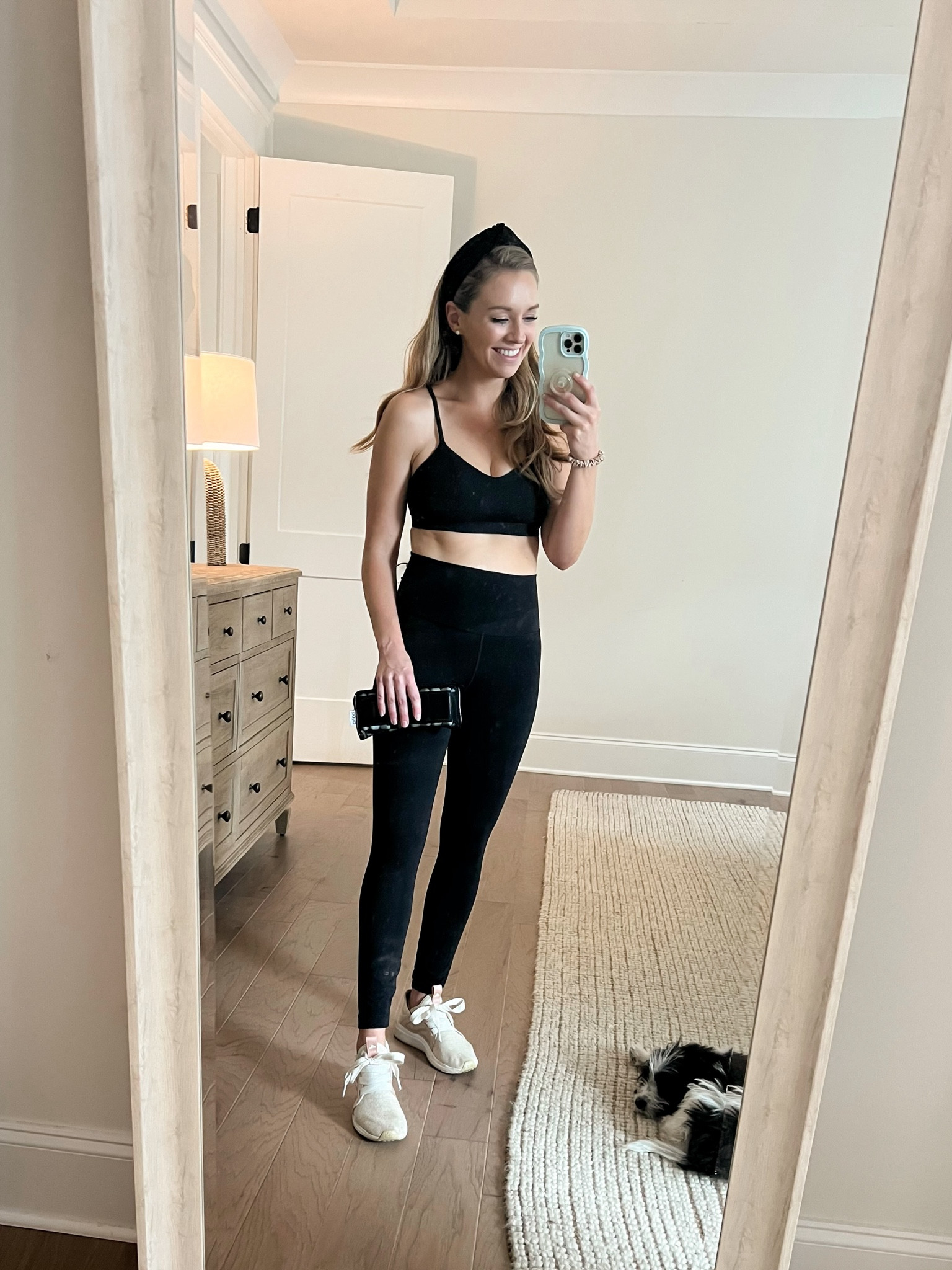 Todays workout set, featuring the cutest fluffball 🐾

#LTKActive #LTKfindsunder50 #LTKfitness
