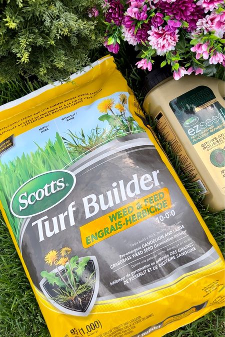 #ad 
Scotts Turf Builder is a must have for our seasonal lawn care. We love it because it defends against weeds while helping build a thick healthy green lawn! 🍃 

#WalmartPartner @walmart 

#LTKstyletip #LTKsalealert #LTKhome