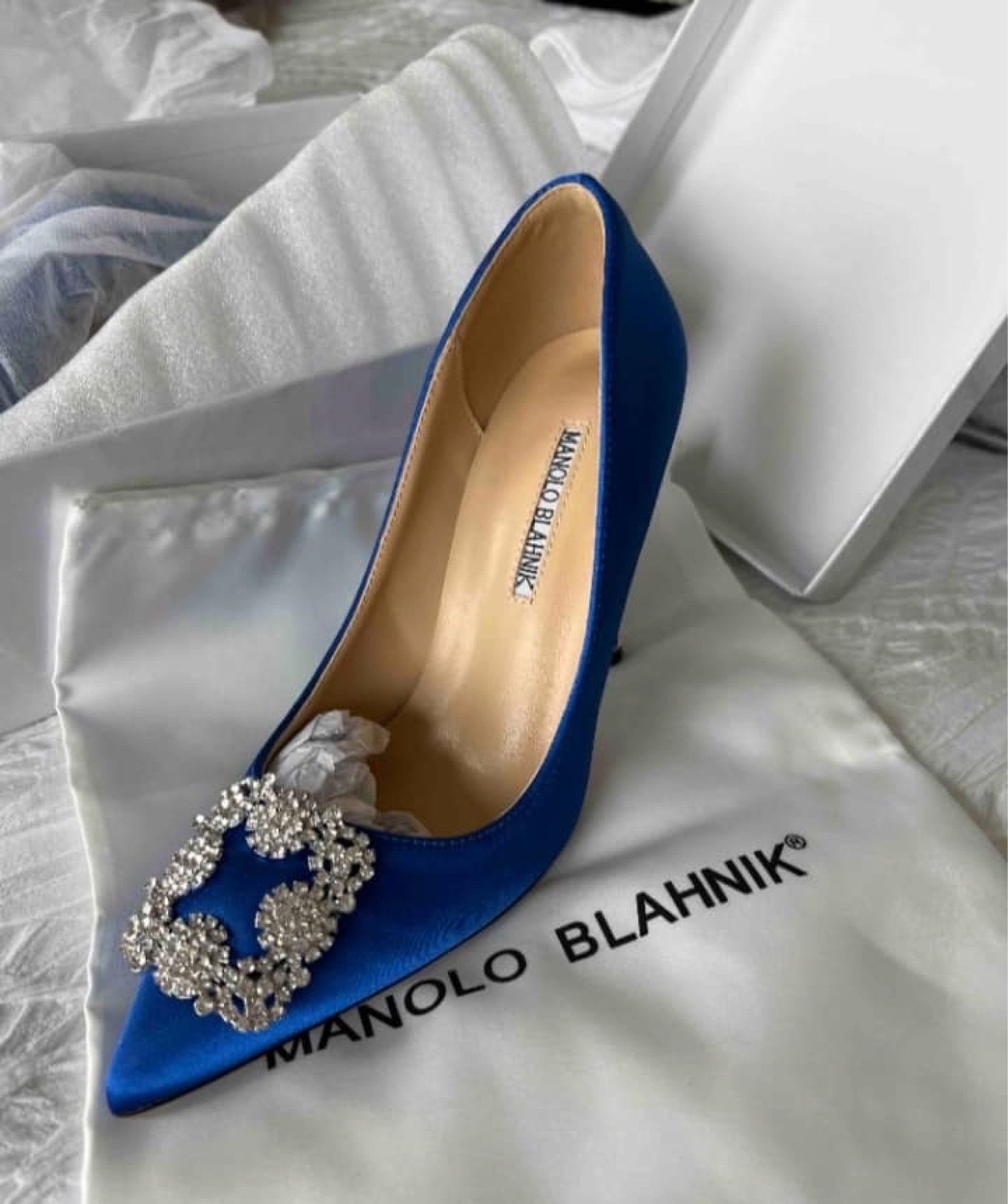 Manolo Blahnik heels dhgate 

#LTKunder50 #LTKsalealert #LTKunder100