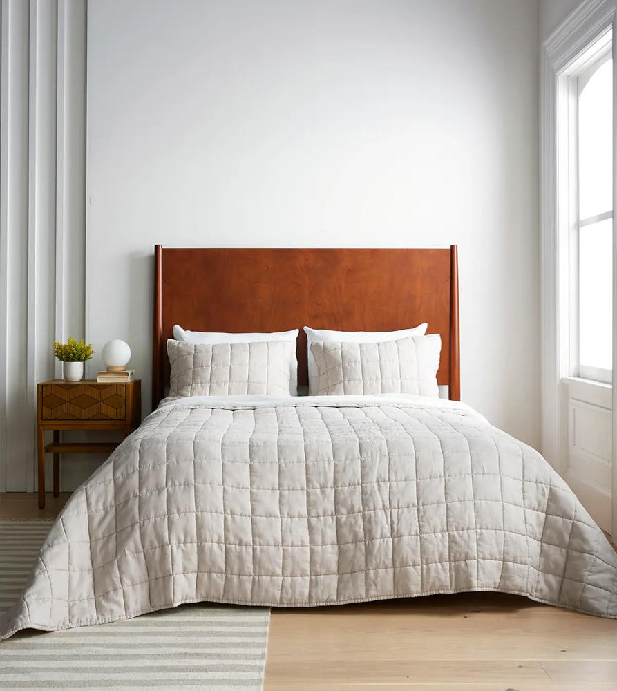 European Linen Box Quilt | Quince