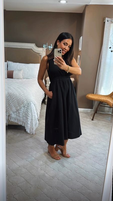 I love dresses for the office…especially in the summer! They are one and done and oh so comfy! This one is absolutely perfect. I love it paired with nude heels. It’s under $20 and going fast!
🖤🖤🖤🖤🖤🖤🖤🖤🖤🖤🖤

#LTKFindsUnder50 #LTKWorkwear #LTKStyleTip