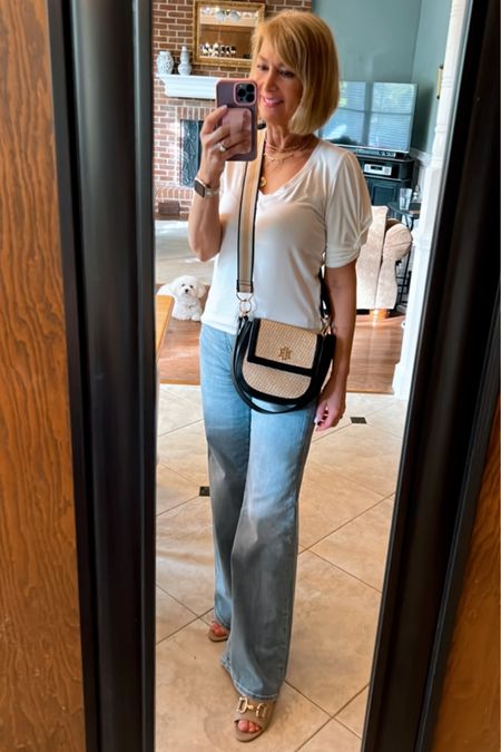 LOVE this new crossbody! Casual outfit 

#LTKSeasonal #LTKover40