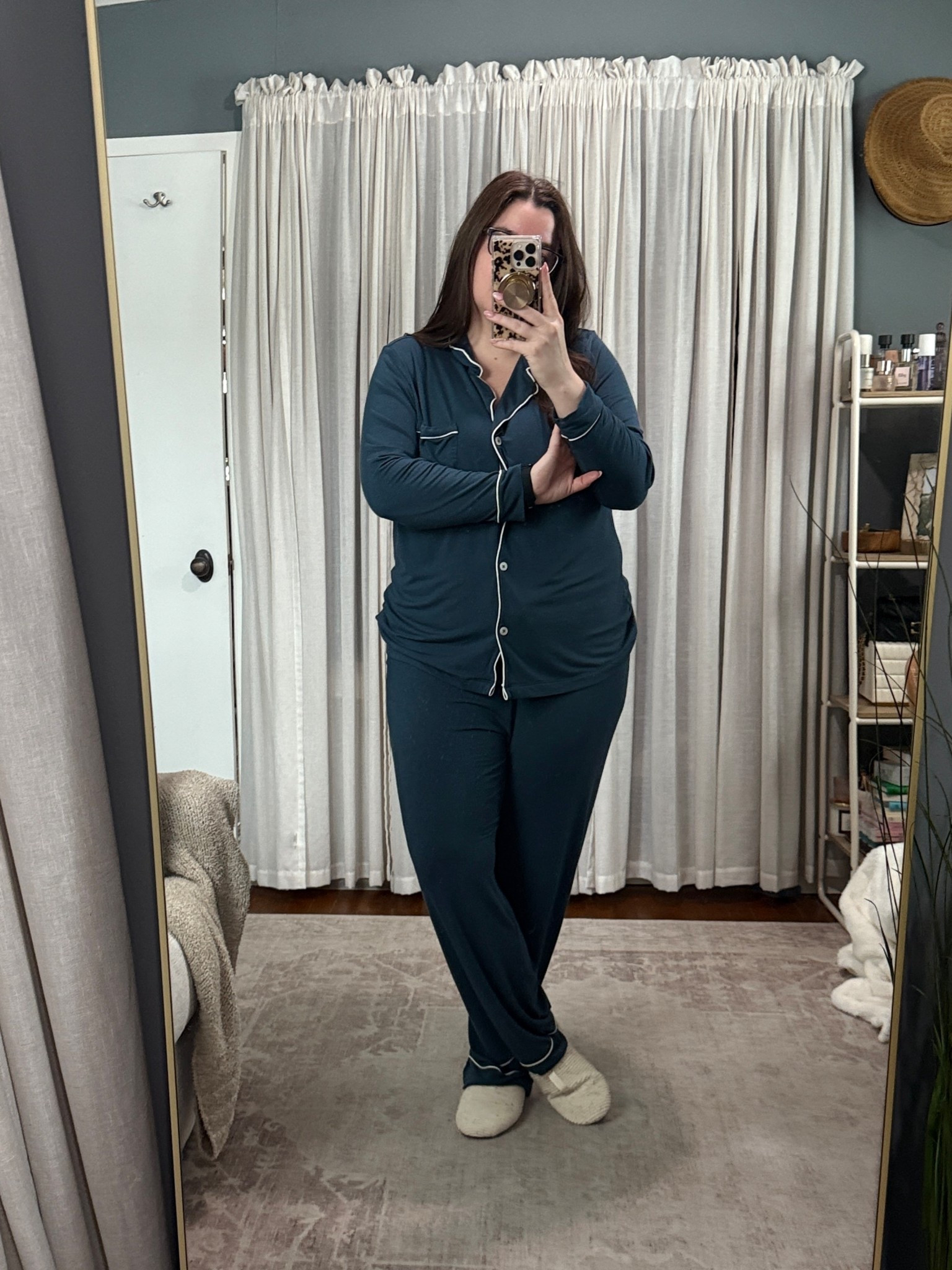 Normalizing wearing pajamas on the first day of the year, especially when they are as comfy as these 🤍

#LTKMidsize #LTKTravel #LTKFindsUnder50