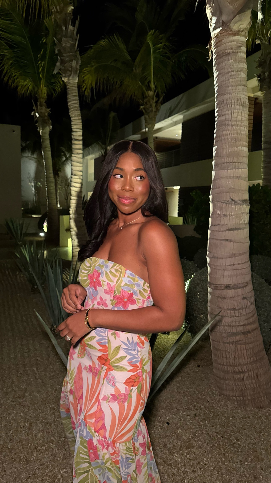 The Avara resort collection is LIVE!!!! These looks are great for vacation and for the warmer weather that is hopefully on the way!!! 

#LTKFindsUnder100 #LTKStyleTip