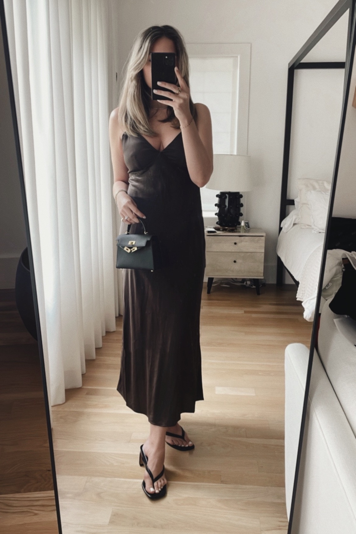 Brown slip dress outfit // summer date night outfit 