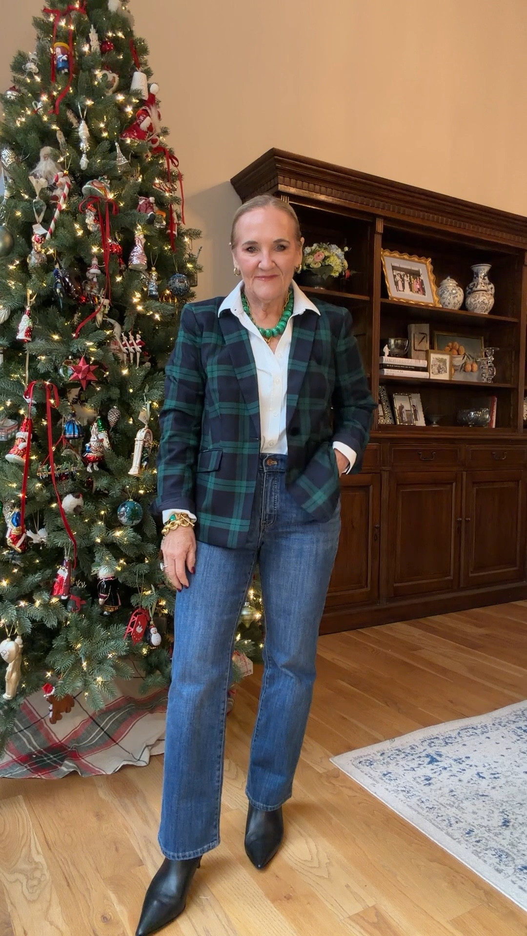 Pants/jeans size 8 petite 
No iron blouse size 1.0
Blazer 10 petite 
Size up in boots 
#LTKSaleAlert #LTKOver40 #LTKCyberWeek

#LTKHoliday