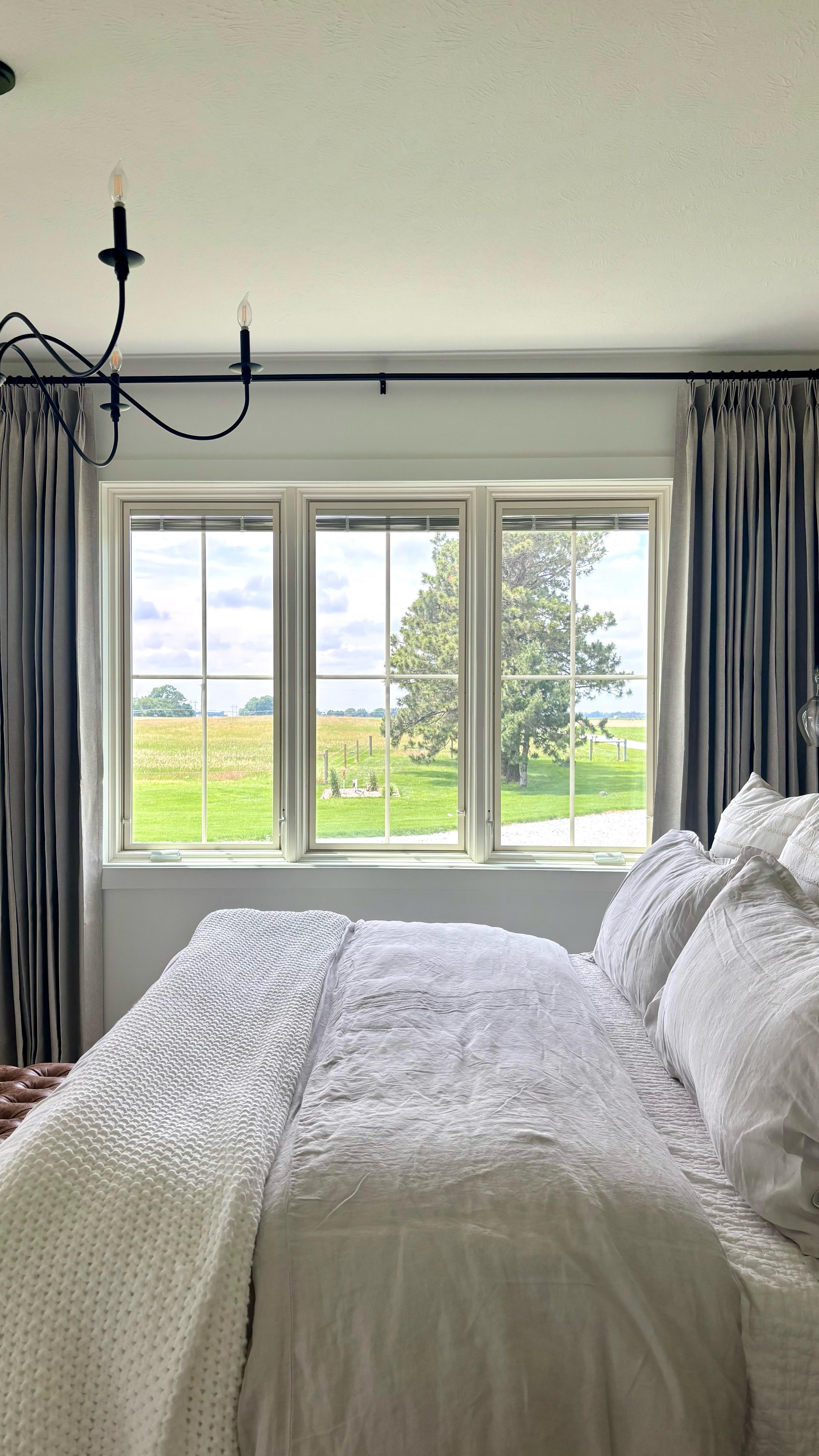 I recently got linen sheets from @bollandbranch.  I had never slept on linens sheets before and it is heaven.  They are breathable and perfect for summer.  My favorite thing is just how soft they feel.  I also have their linen duvet and organic cotton sheets.  All amazing!  Use code: Simply40North for 15% off.  

#masterbedroomdecor #linensheets #linenduvet #bedstyling #gifted #bedroomdesignideas #diy #whitehouse #neutralhome

#LTKSeasonal #LTKHome #LTKSummerEdit