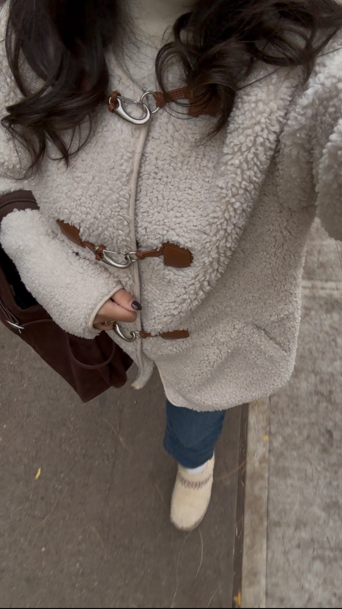 Cozy winter outfit with the softest sherpa jacket 🤍 Paired with classic denim and warm slip-ons for an easy cold-weather look.
#winteroutfit #cozyoutfit #sherpajacket #ltkfashion #coldweatherstyle

#LTKSeasonal #LTKStyleTip #LTKHoliday