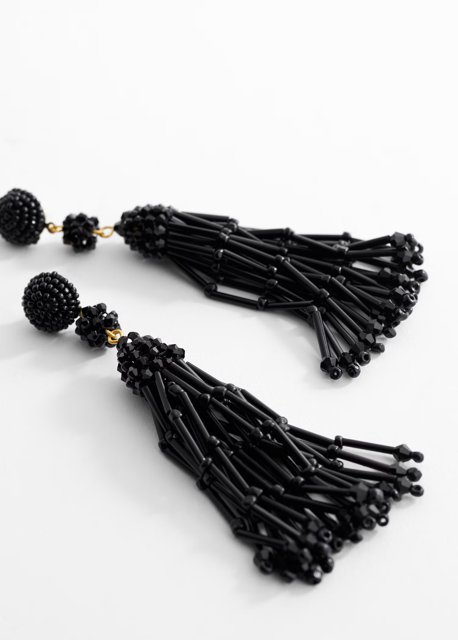 Long crystal earrings | MANGO (US)