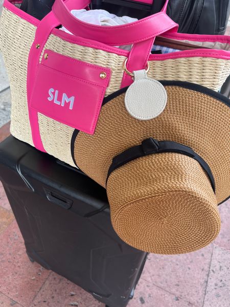 Best magnetic hat clip in my straw beach tote!

#LTKStyleTip #LTKFindsUnder50 #LTKTravel