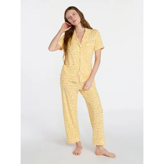 Joyspun Women's Dreamy Soft Collection Notch Collar Top and Capri Pants Pajama Set, 2-Piece, Size... | Walmart (US)