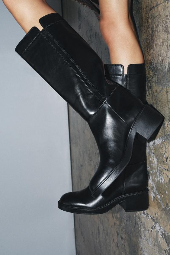 FLAT BOOT WITH DETAIL | Zara US