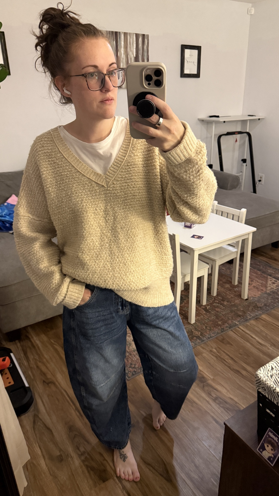 Cozy sweater + jeans = my go-to for running out with the girls 🖤 comfy, cute, and ready for whatever the day brings 🍂

#LTKFindsUnder50 #LTKSeasonal #LTKMidsize