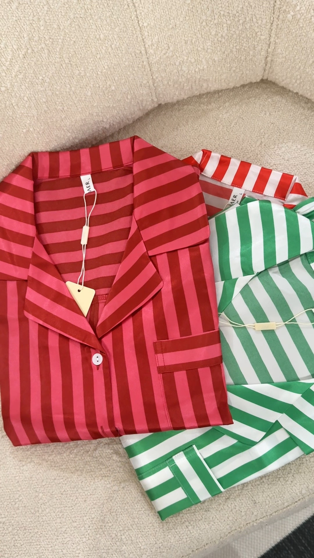 Who doesn’t love a stripe! 

#LTKFindsUnder50 #LTKHoliday #LTKGiftGuide