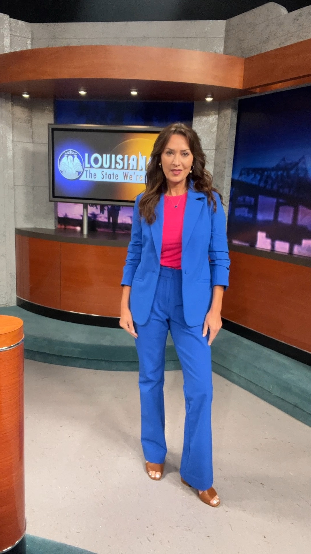 #CameraReady in my Boston Proper Lapis Blue Blazer, with ruched sleeves and matching Monterey Essential Stretch Bootcut pants size 2

#LTKFind #LTKworkwear #LTKSale