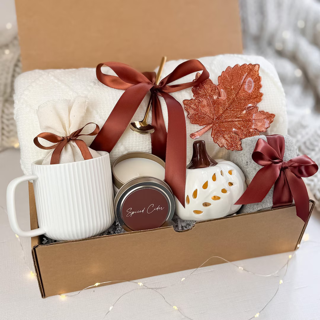 Fall Gift Box, Cozy Fall Present, Care Package, Thanksgiving Gifts, Hygge Set, Autumn Baskets - E... | Etsy (US)