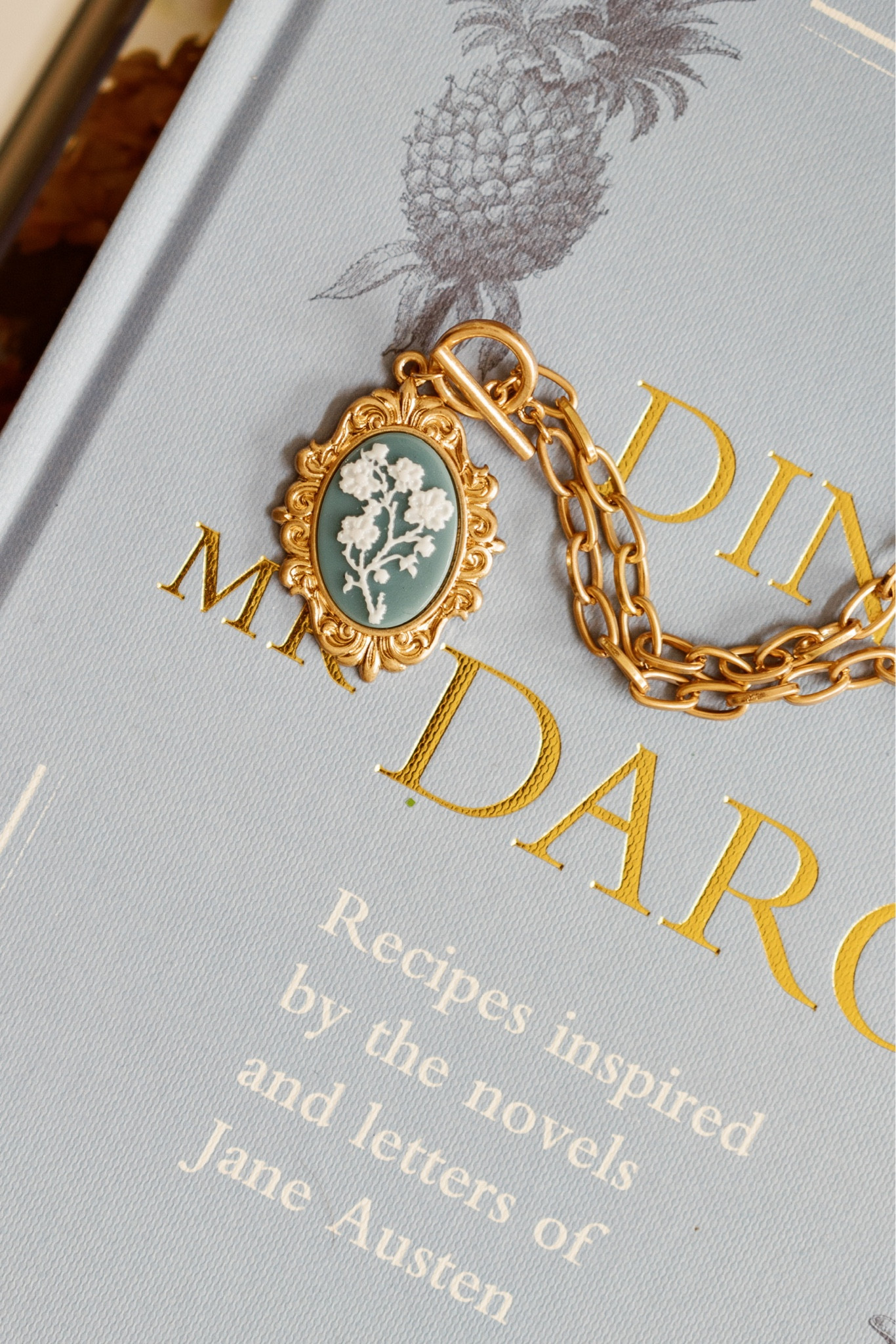 chapple chandler x canvas collection - use my code CHAPPLE20 for 20% off!

#LTKunder50 #LTKunder100 #LTKFind