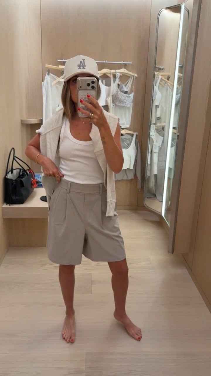 Wearing a size 6/Small tops, and 6 shorts

Lululemon, activewear, basic tank, pleated shorts, outfit inspo, summer style, neutral outfit, casual outfit

#LTKootd #LTKSeasonal #LTKActive