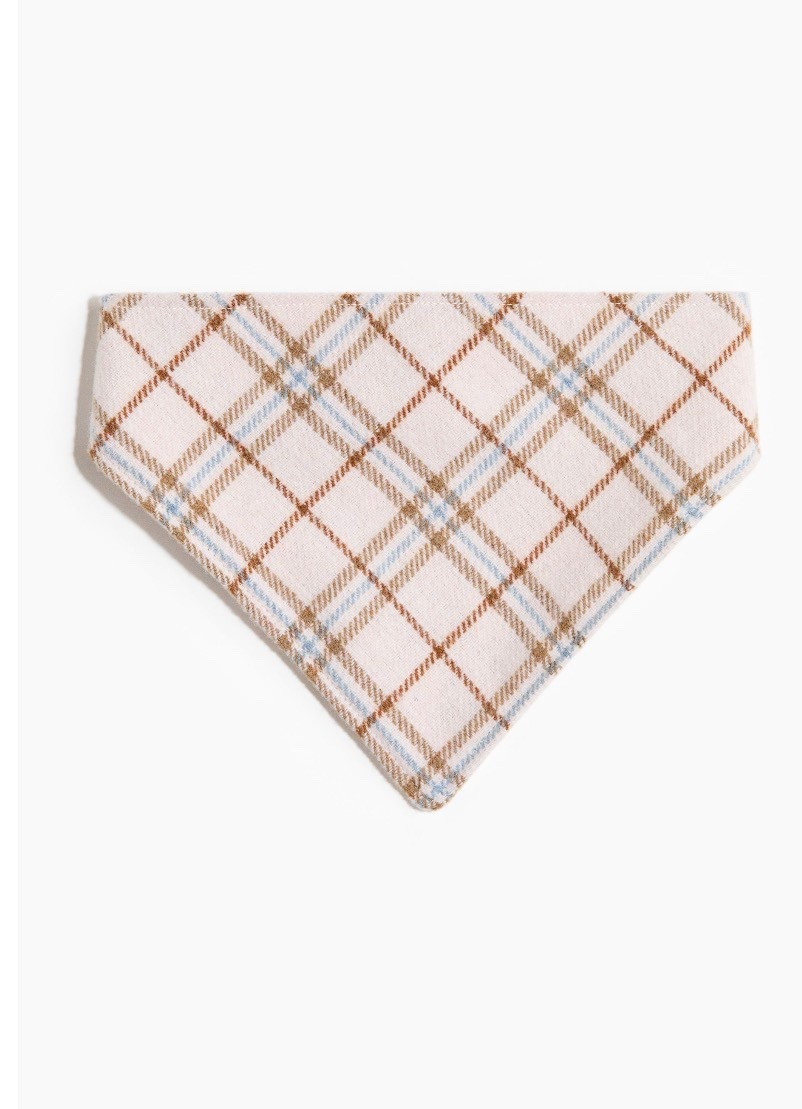 Neutral dog accessories are my weakness 🤍
This cozy little scarf is perfect for cooler walks + makes every pup look instantly chic.
Soft, lightweight, and such a cute finishing touch 🐾✨ #LTKunder50 #LTKpets

#LTKmomlife