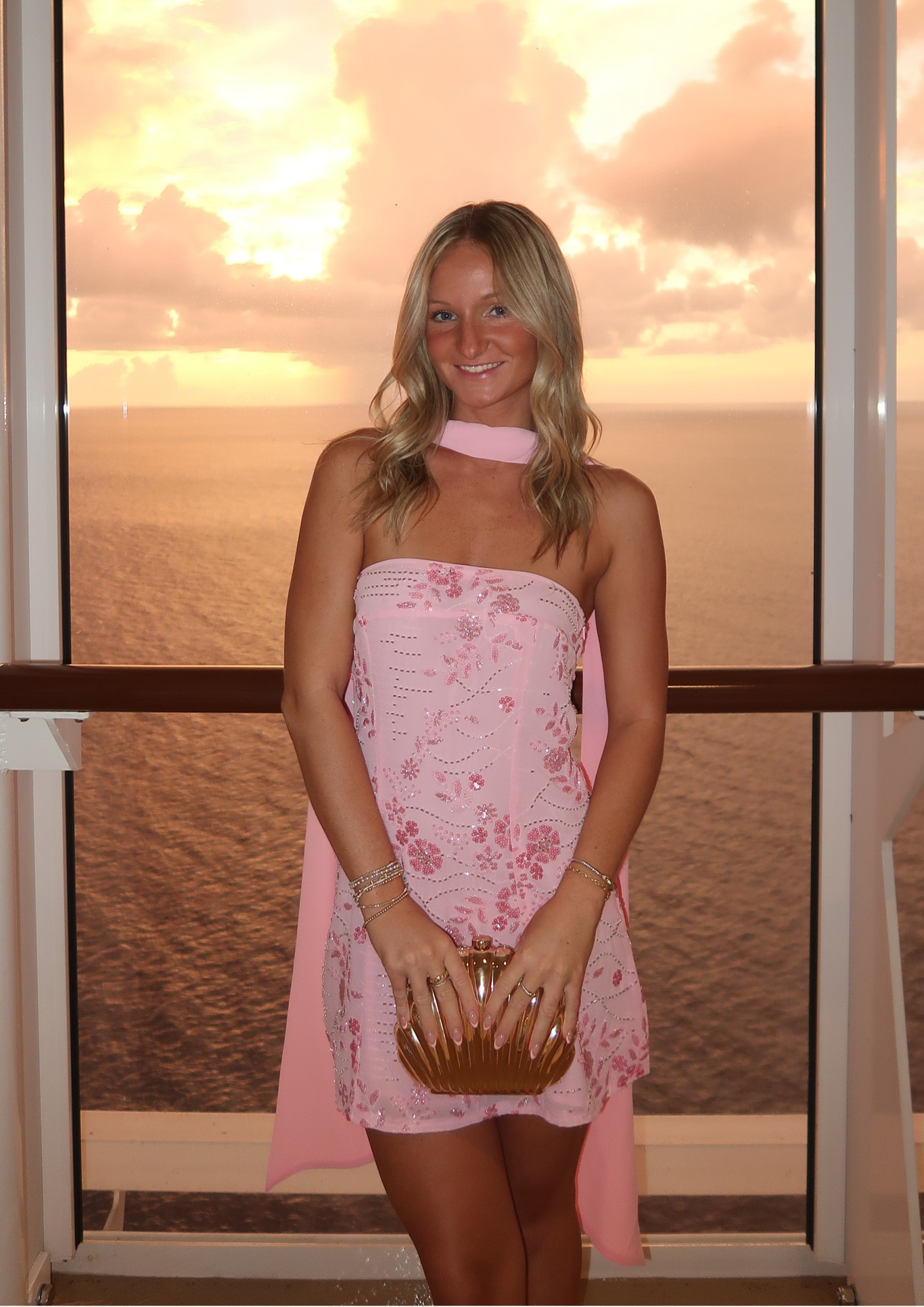 Tell me this dress isn't STUNNING 💕🌺

#LTKSeasonal #LTKTravel