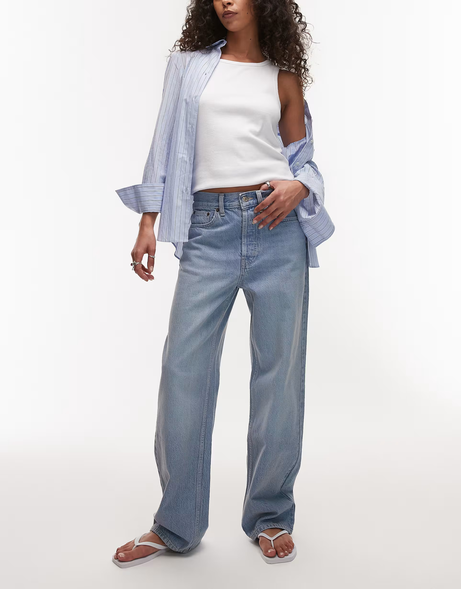 Topshop mid rise loose fit straight jeans in bleach | ASOS (Global)