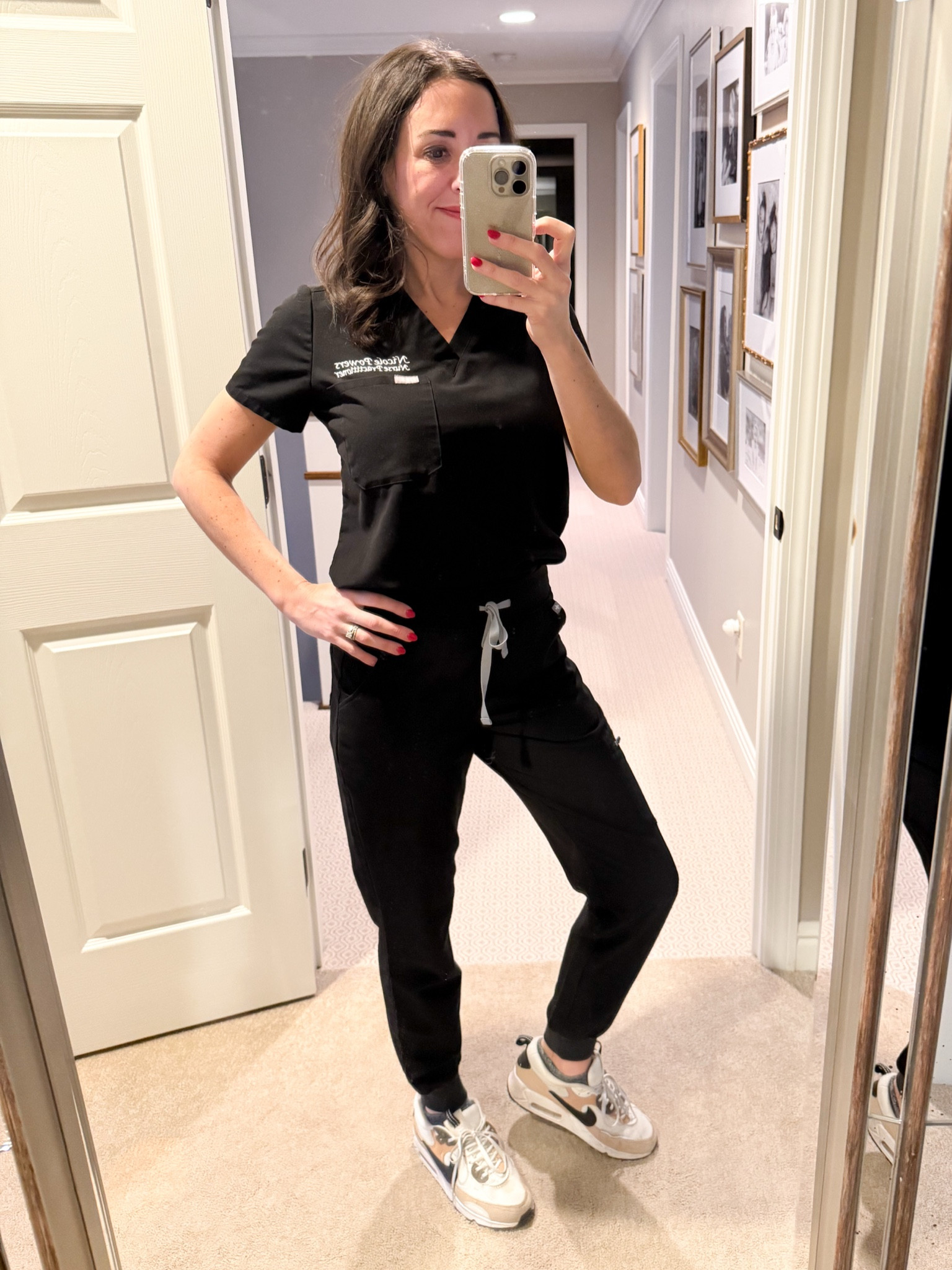 OOTD look for work as a nurse practitioner! Scrubs have come such a long way but I love these Figs! Also still obsessed with these Nikes which are currently on sale!

Wearing an XS in top and bottom . 

#LTKWorkwear