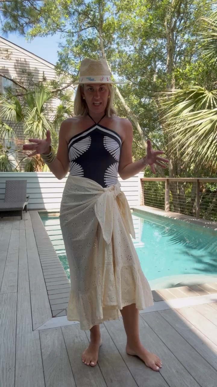 Cuteness overload with this swim combo! I’m in a small swimsuit & o/s sarong and m/l hat.

*Use MIXANDMATCH for 20% off at sunshine Tienda ￼

#LTKdayinmylife #LTKmomlife #LTKSeasonal