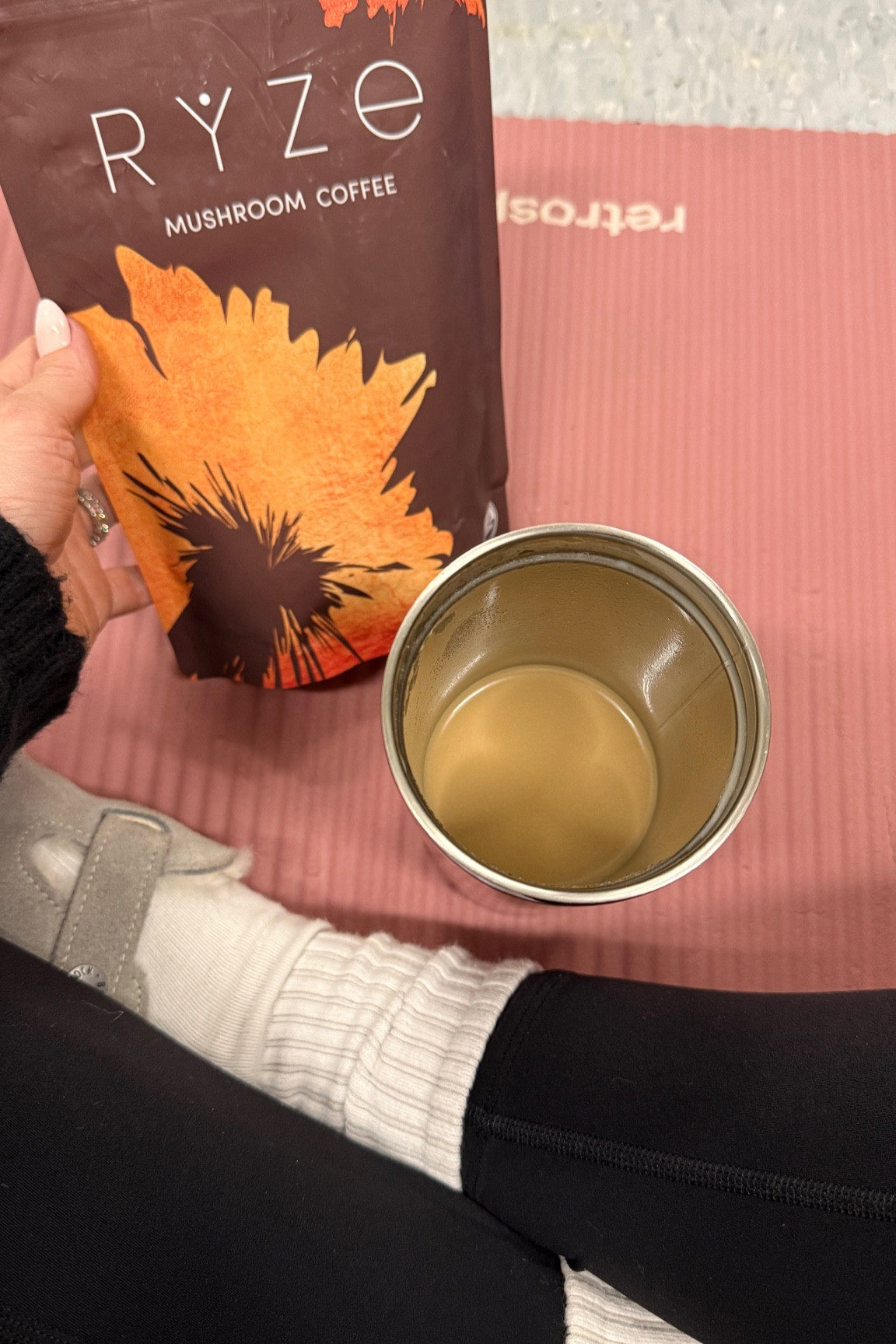 This mushroom coffee ☕️ gets me awake, focused and ready for the day. So many amazing ingredients that aid digestion, immunity, and the best earthy flavor. 

#LTKOver40