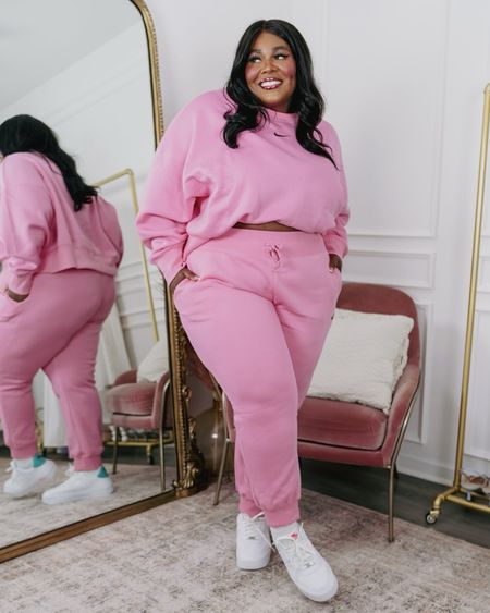 How adorable is this set from Nike? I could totally live in this🩷

plus size fashion, nike, fitness, chill set, shoppers, mother’s day, gym fit, gym outfit inspo, workout, fit, style guide, curvy, two piece set

#LTKfindsunder100 #LTKplussize #LTKfitness