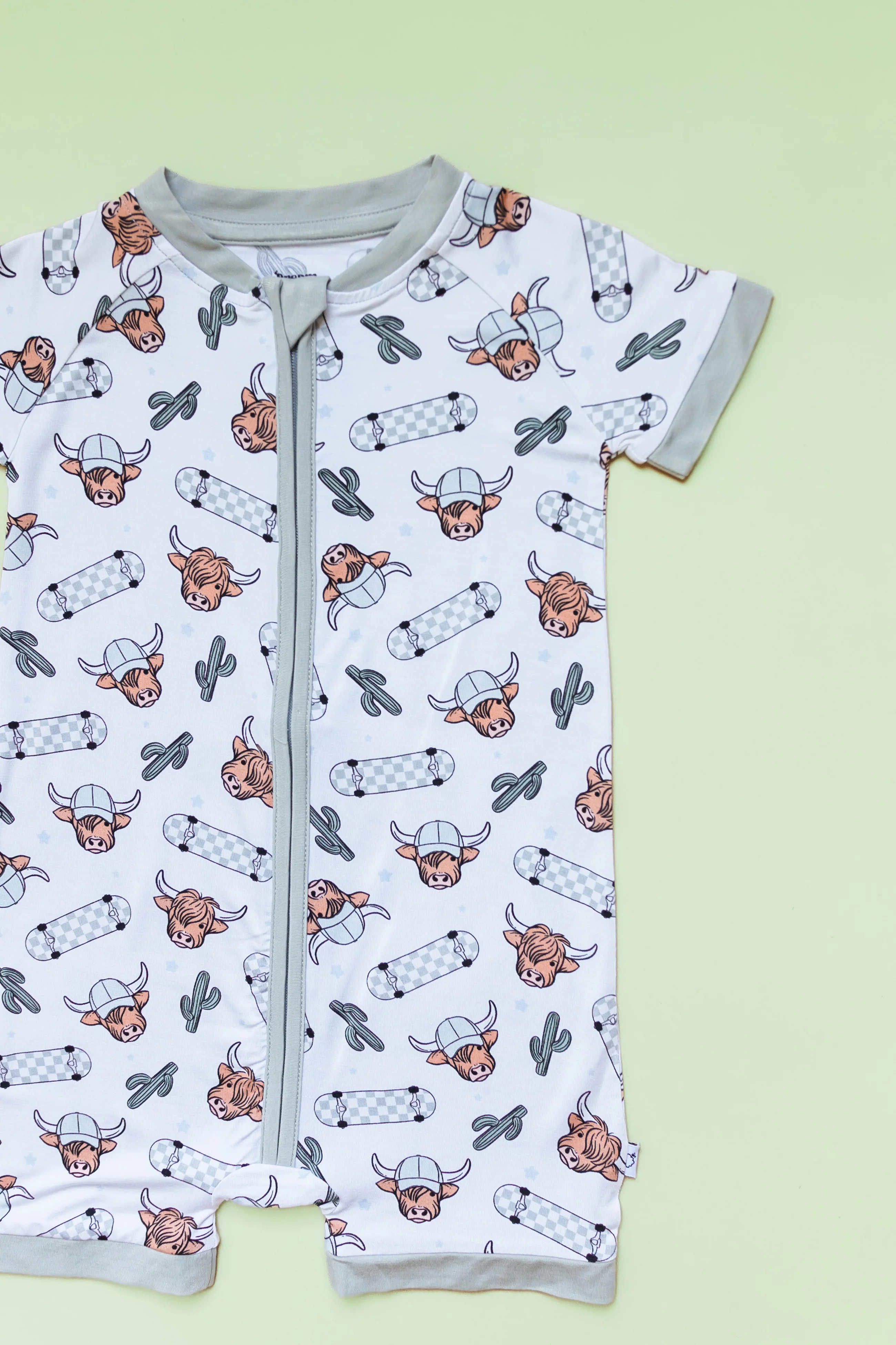 EXCLUSIVE MOO-VING FAST DREAM SHORTIE | Dream Big Little Co.