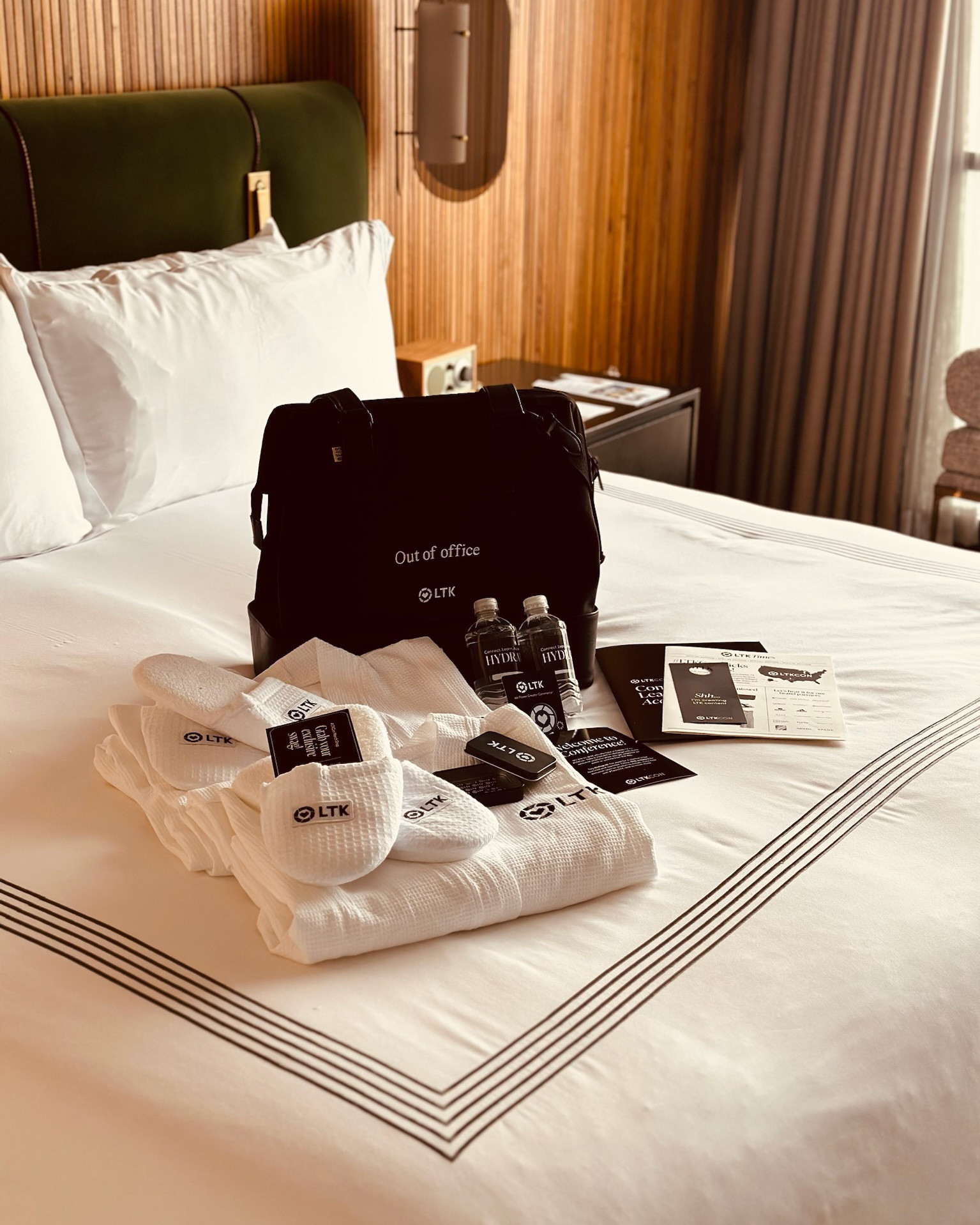 Swipe for a sneak peek inside my swag bag at #LTKcon👀

#LTKTravel #LTKItBag #LTKCon