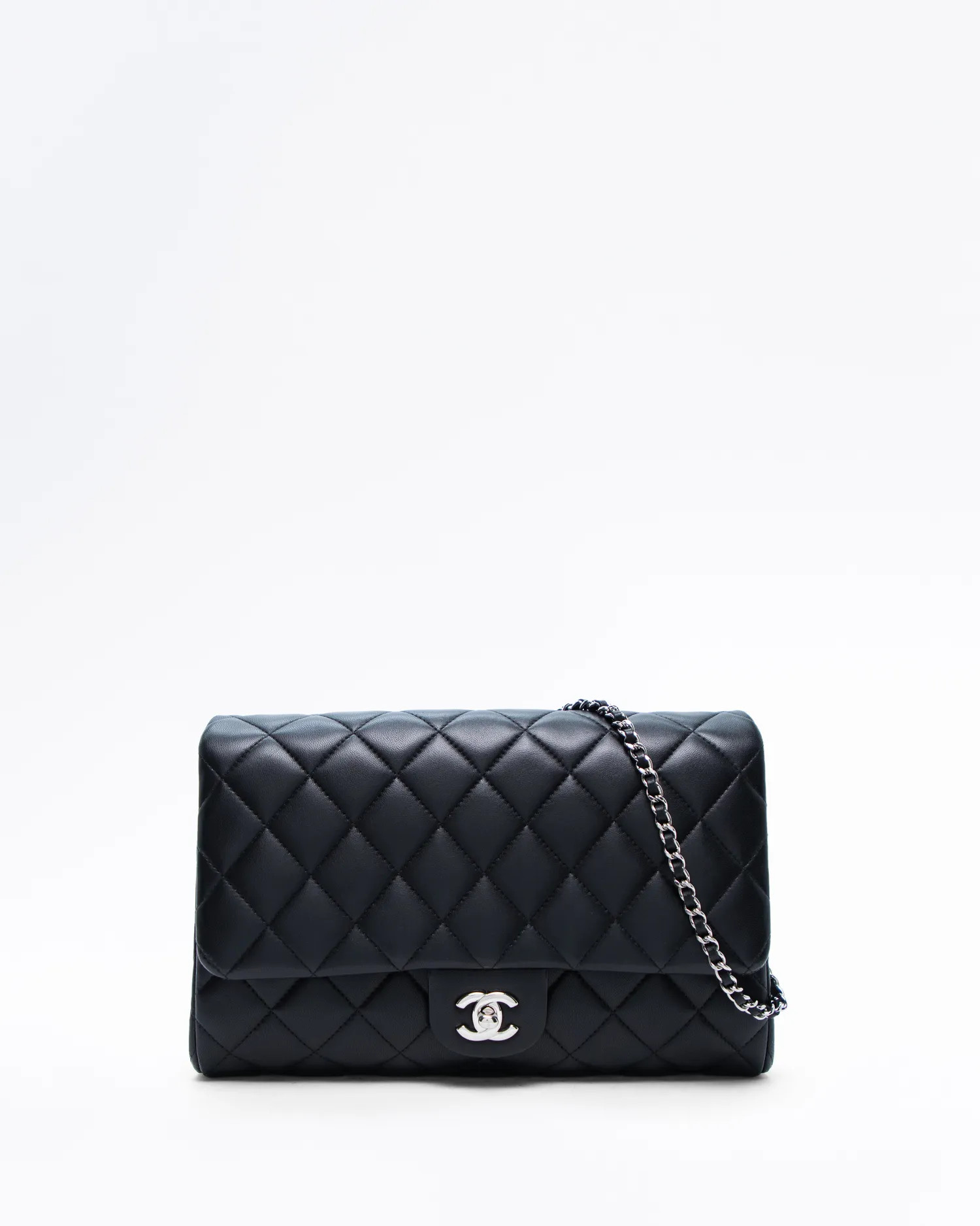 HomeHow It WorksClub PerksApply nowMerch Shop | Vivrelle