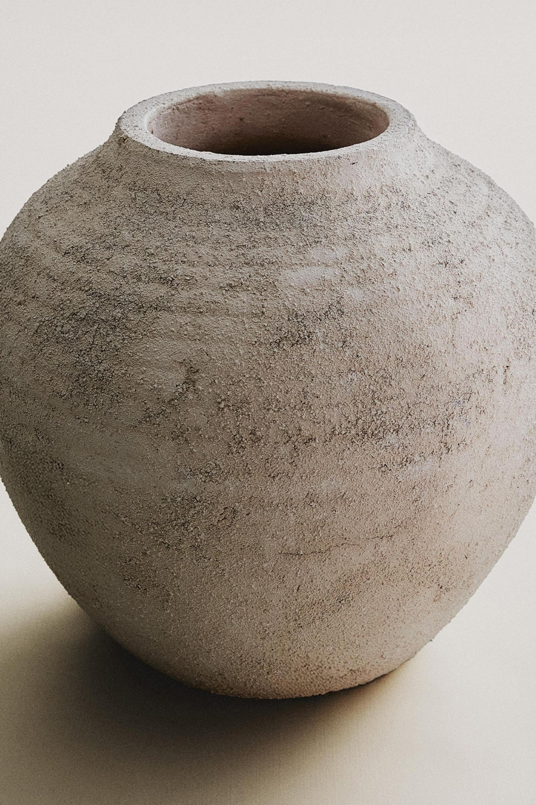 CERAMIC VASE | Zara Canada
