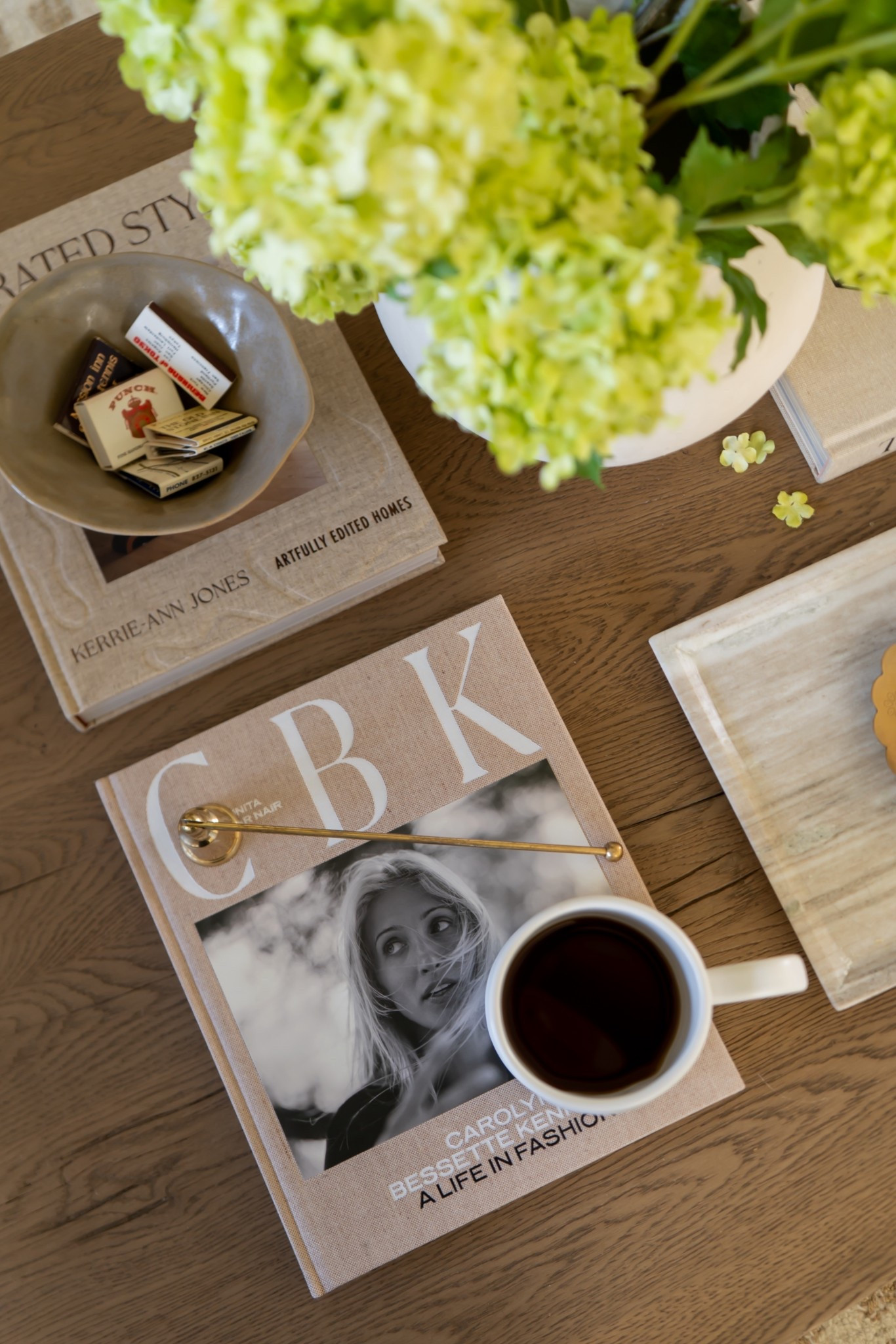 Coffee table styling ✨ 

#LTKHome #LTKSpringSale #LTKSeasonal