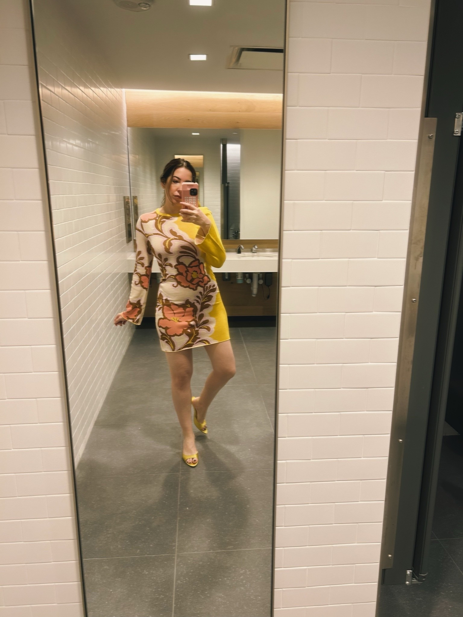 hello from the women’s restroom 👋🏻

#LTKdayinmylife #LTKootd #LTKWorkwear
