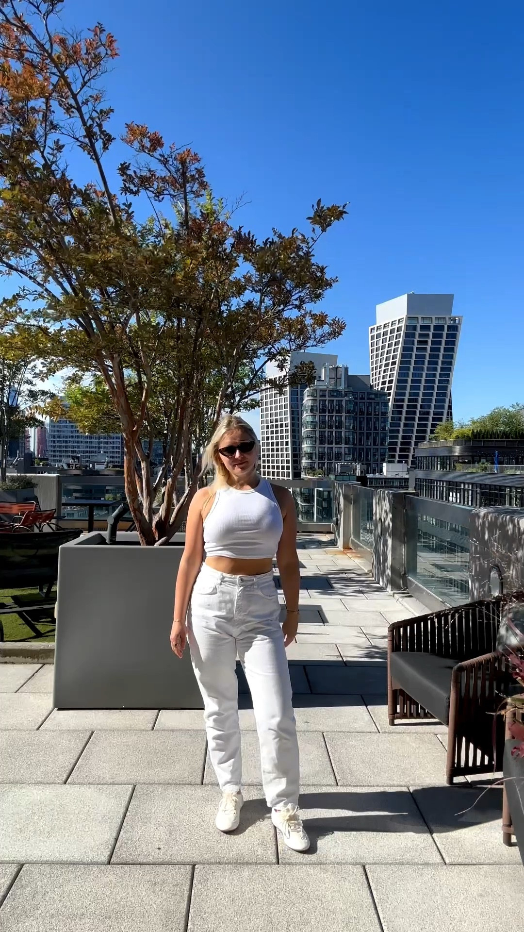 The perfect white ballerina sneaker from Vivaia 