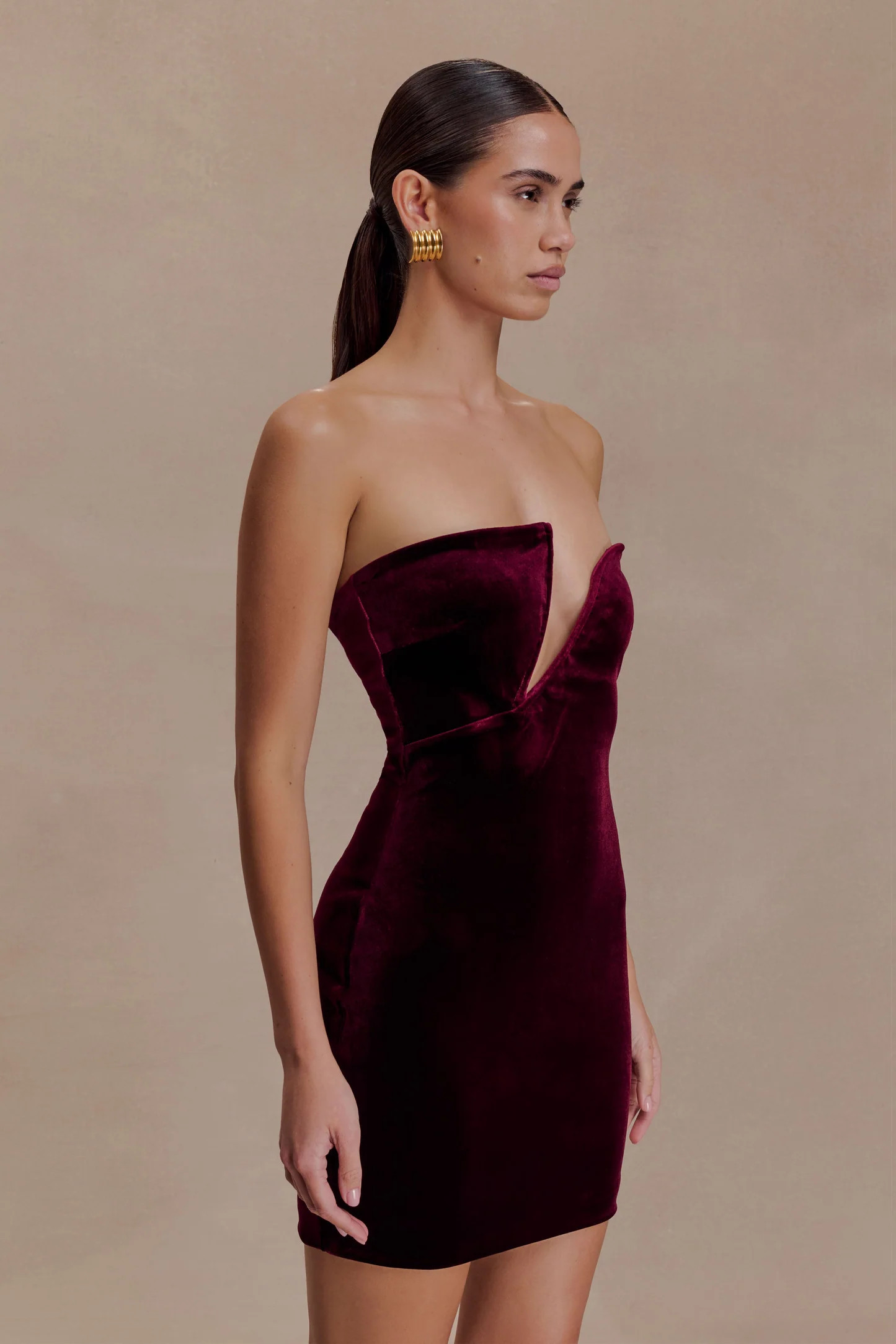 Velvet Strapless Mini Dress - Wine | MESHKI US