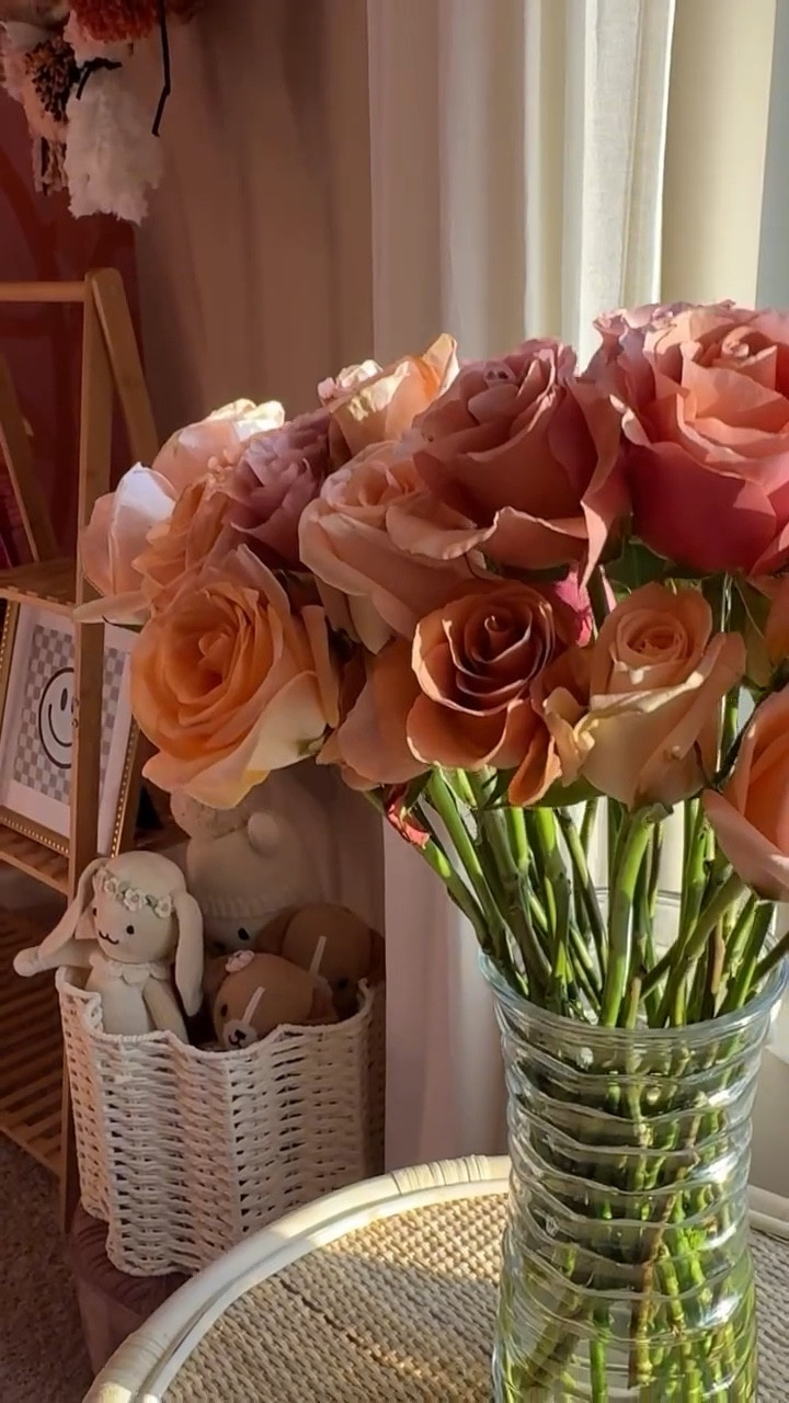 3 dozen roses for our tiniest little Valentine 💕

@rosaholics is family-run & delivers the most beautiful roses from farm straight to your door. So many unique options & the biggest, longest lasting roses I’ve ever had. 

#LoveInBloom #Rosaholics #RosesForValentine #LoveDelivered #RosesThatWow #shopltk #ltkkids #ad

#LTKGiftGuide #LTKSeasonal #LTKFamily