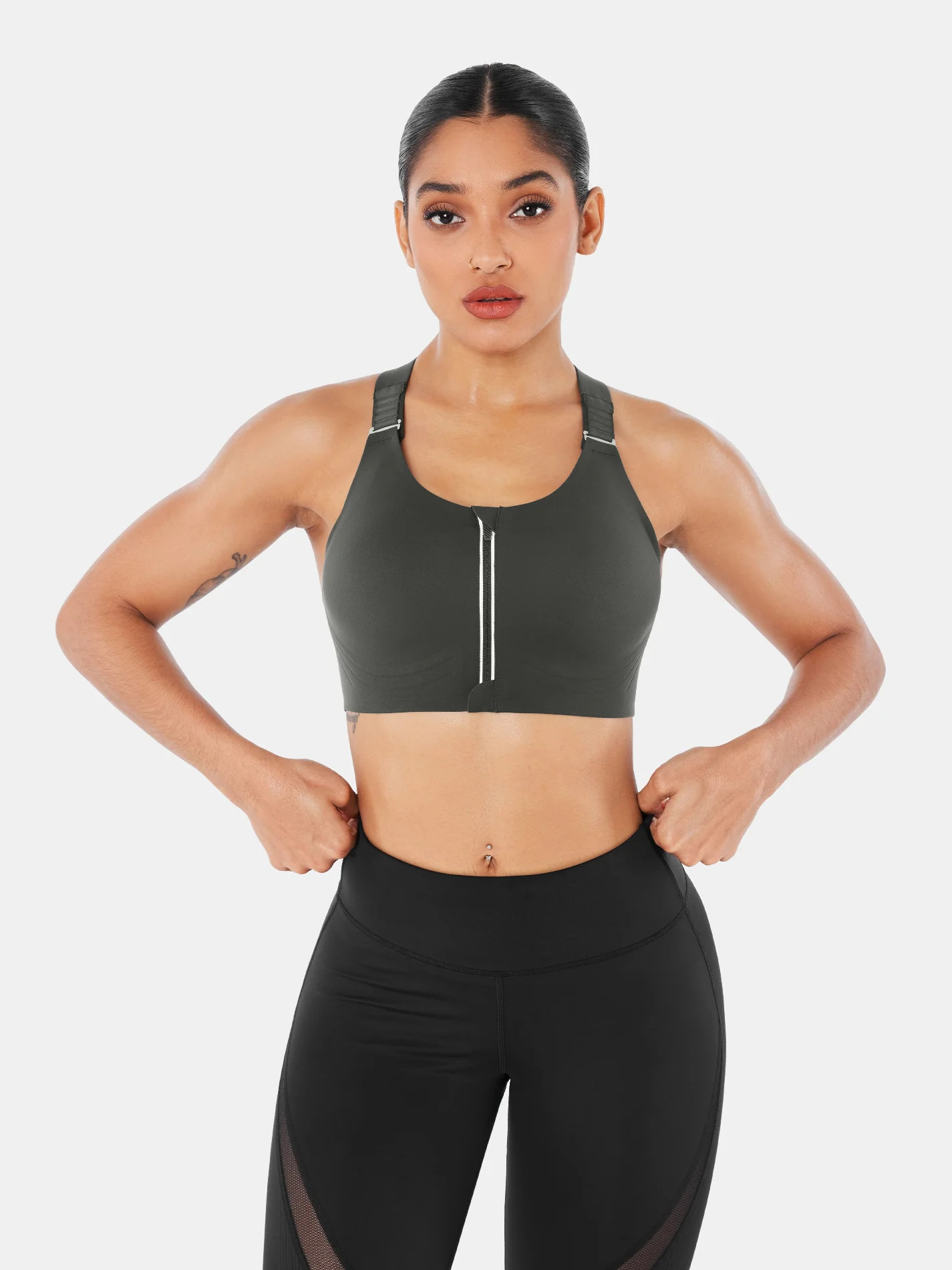 SpeedDry Front Zip Sports Bra | Fanka INT